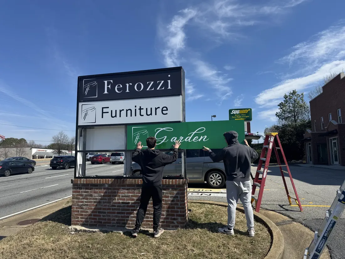 Ferozzi Furniture - monument sign before the new sign