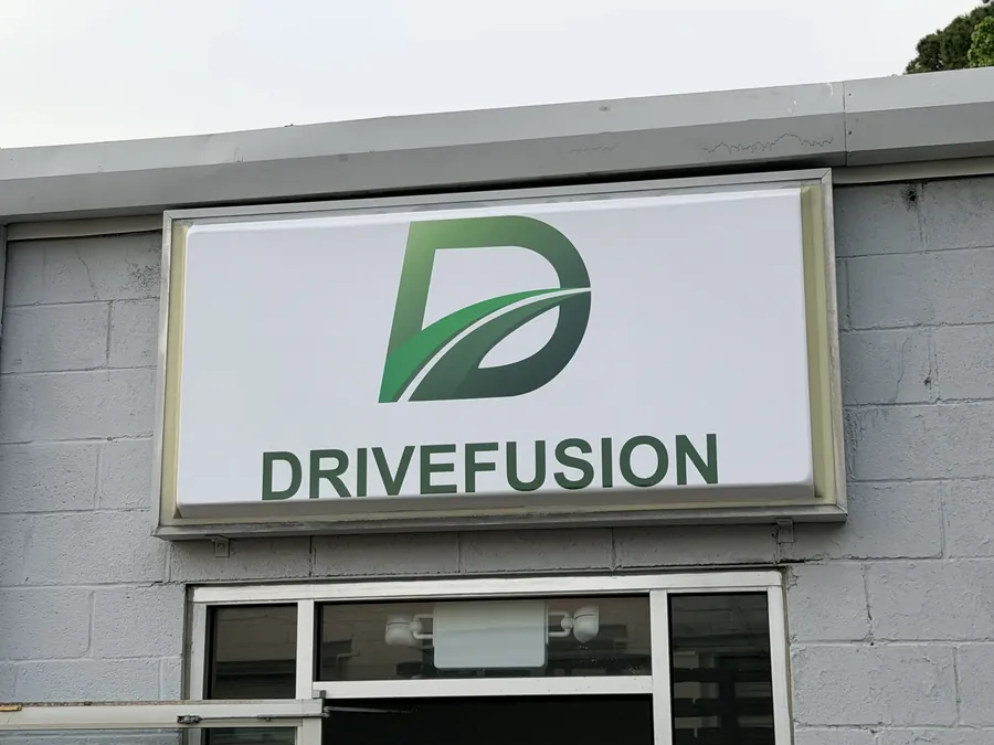 Storefront & Business Signs project photo 4
