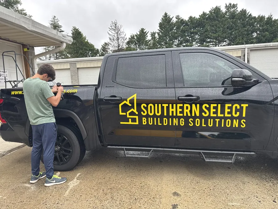 Materials — Vehicle Wraps & Graphics