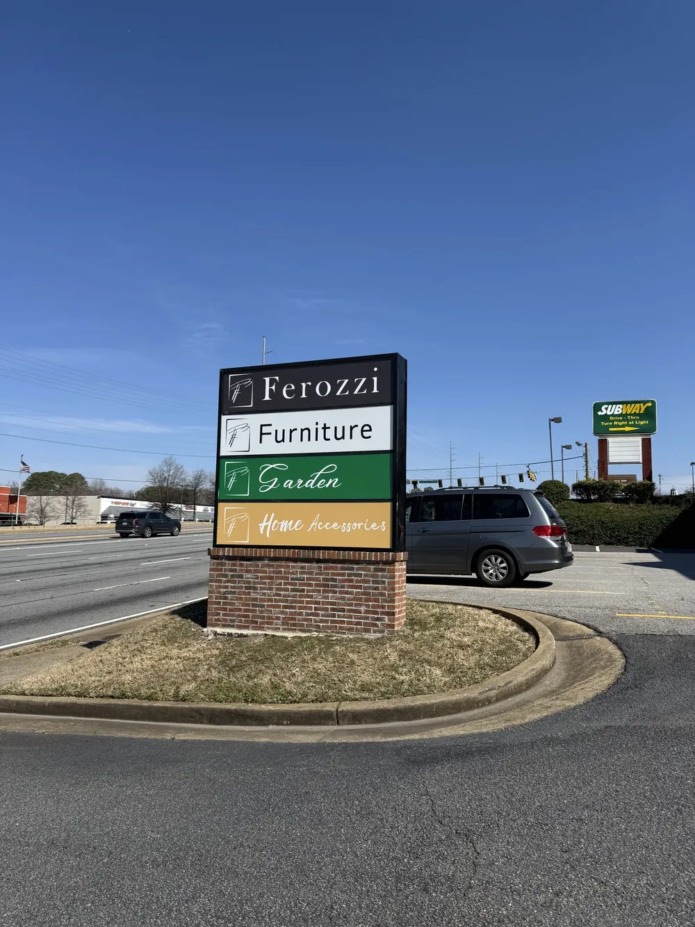 Ferozzi Furniture multi-tenant pylon sign